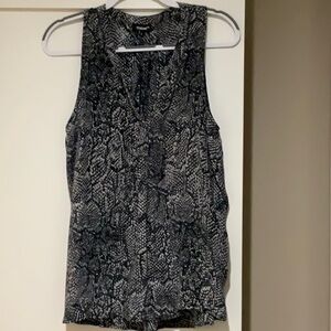 Tolani Black and White Sleeveless Tank Top